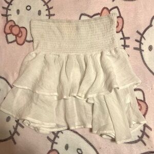 Elegant White Ruffled Top